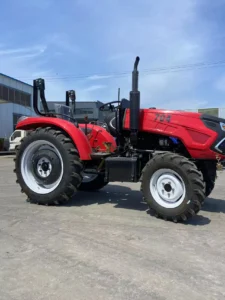 70hp-704-4wd-tractor-compacto-vista-03