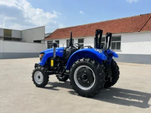 Tractor agrícola Blue-50-HP-504-4WD con ruedas: vista frontal de tres cuartos